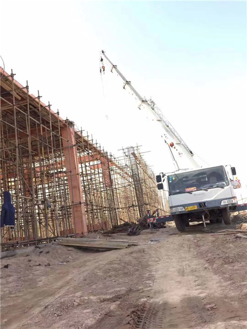 隆安县吊车作业的安全注意事项有哪些？